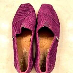 Toms flats size 7 corduroy